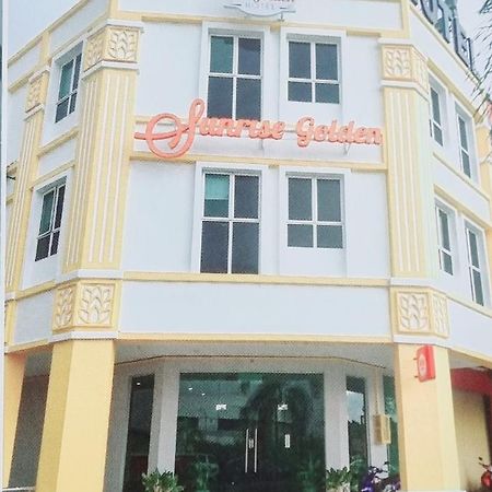 Sunrise Golden Hotel Kajang Bagian luar foto